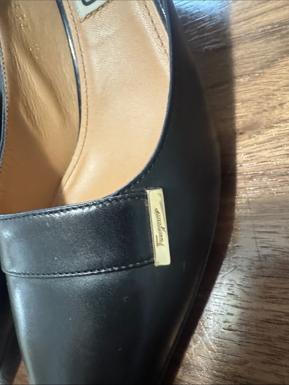 Salvatore Ferragamo heels - Picture 3 of 11